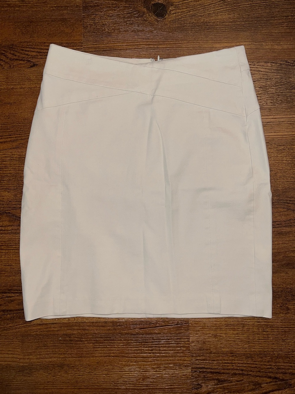 Banana Republic Ivory Mini Pencil Skirt Fitted Minimalist Office Career Size 2